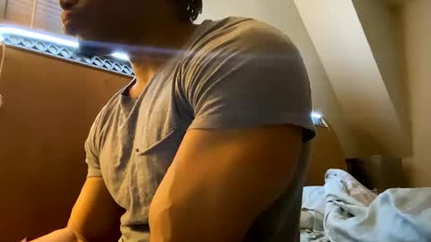 Snapshot of eldisiac chatting on 8, 3, 2026 EL-Disiac online show from 8, 3, 2026
