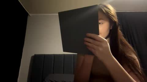 Snapshot of eleanorolaes chatting on 20, 2, 2026 Kelly online show from 20, 2, 2026