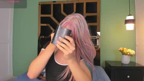 electra_gosselin online show from 6, 1, 2026