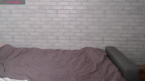 Snapshot of electric_smile chatting on 29, 4, 2026 Alex online show from 29, 4, 2026
