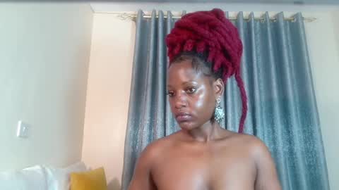 Snapshot of elegant_ebony chatting on 21, 12, 2024 Nika online show from 21, 12, 2024