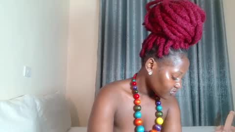 Snapshot of elegant_ebony chatting on 13, 1, 2025 Nika online show from 13, 1, 2025