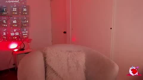 Snapshot of elegant_rouse chatting on 26, 6, 2026 Rouse online show from 26, 6, 2026