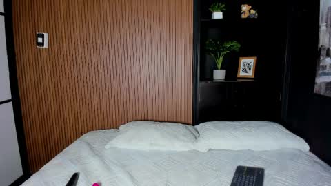 Snapshot of elena_rosse chatting on 9, 5, 2026 Elena online show from 9, 5, 2026