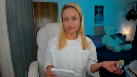 Elena online show from 28, 3, 2026