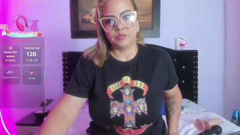 Snapshot of elena_vega chatting on 24, 10, 2025 call me Elena online show from 24, 10, 2025