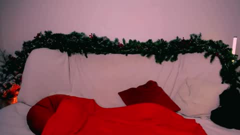 elenamonroe_ online show from 19, 12, 2025