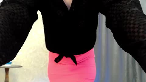 elenaza online show from 8, 4, 2026