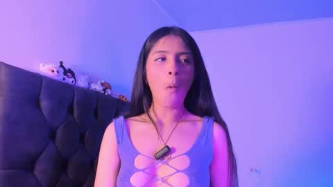 Elena  online show from 20, 10, 2025