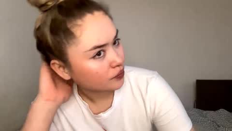 Agata online show from 4, 11, 2025