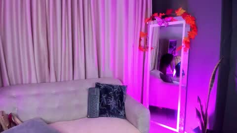 Eleonor online show from 25, 11, 2025