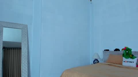 Eleonora online show from 12, 1, 2025