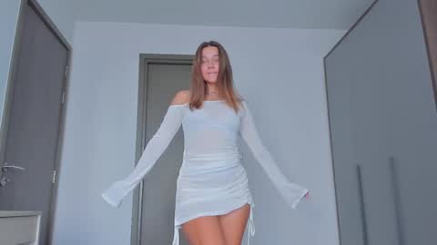 Eleonora online show from 14, 2, 2025