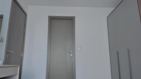 Eleonora online show from 14, 2, 2025