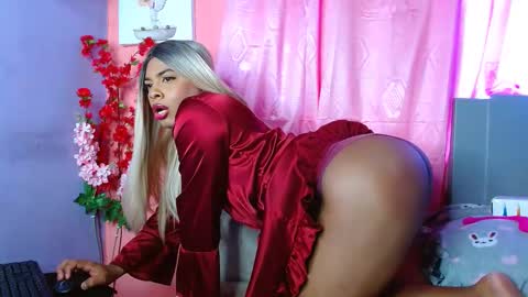 eletrabrowns online show from 28, 2, 2025