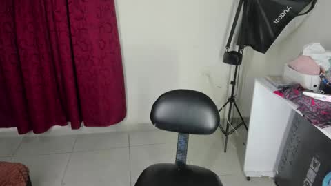 elettra_bennet online show from 28, 10, 2025