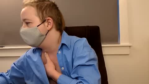 Elias online show from 2, 2, 2025