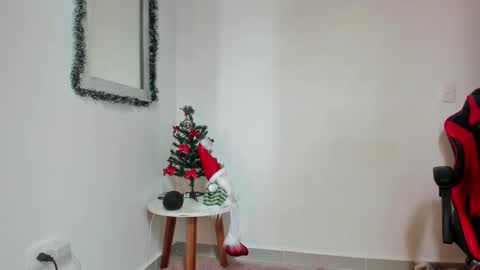 Elizabeth online show from 31, 12, 2024