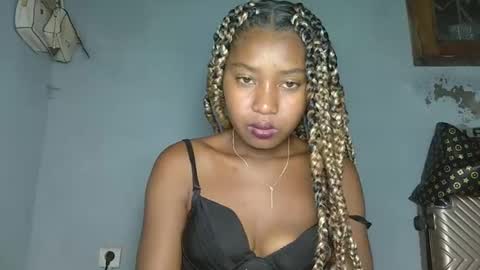 elia011 online show from 17, 1, 2025