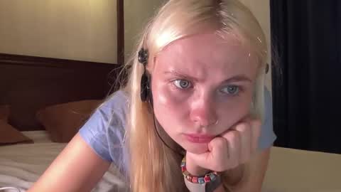   online show from 28, 1, 2025