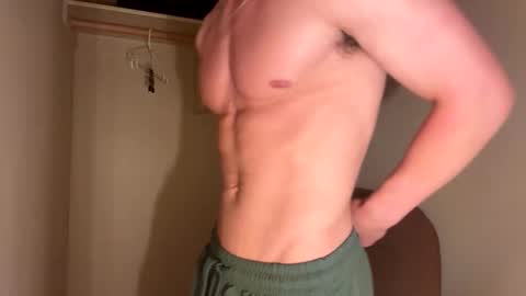 Snapshot of elijahkinky24 chatting on 18, 5, 2026 elijahkinky24 online show from 18, 5, 2026