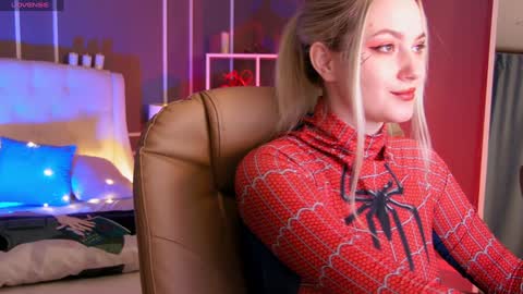 Elina online show from 31, 1, 2025