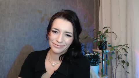 Elina online show from 25, 2, 2025