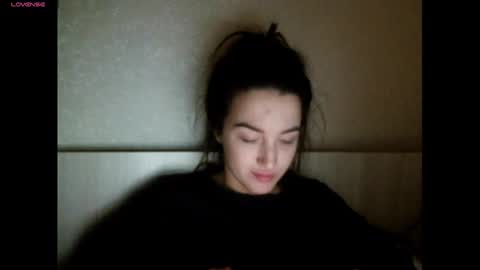 elisa_dove208 online show from 17, 12, 2025