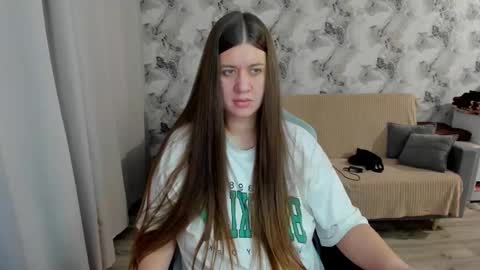 Aletta Oushen online show from 23, 10, 2025