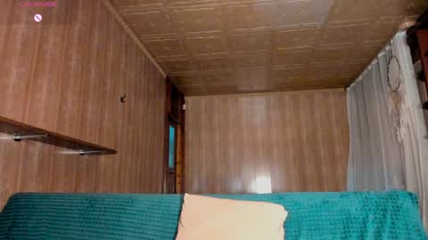 elisadikotti online show from 25, 1, 2025