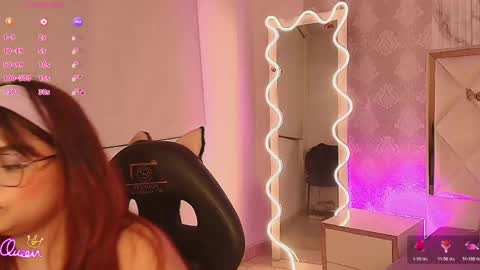 elisahoney_tay online show from 13, 5, 2026