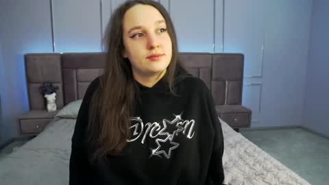 Snapshot of elisaminix_ chatting on 12, 3, 2025 Elison online show from 12, 3, 2025