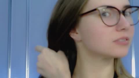 Snapshot of elisaminix_ chatting on 28, 11, 2025 Elison online show from 28, 11, 2025