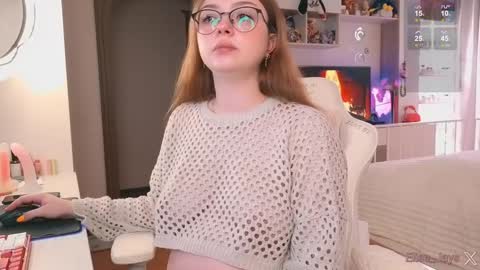 Elise    online show from 21, 10, 2025