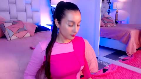 Snapshot of elisevalmont chatting on 30, 5, 2026 ELISE online show from 30, 5, 2026