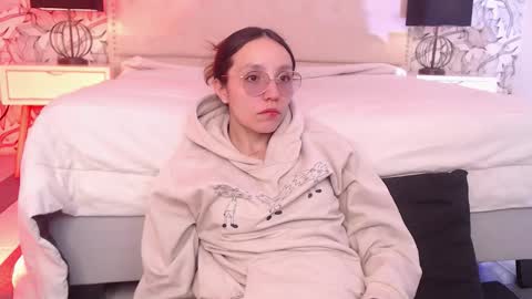 Eliza online show from 12, 9, 2025