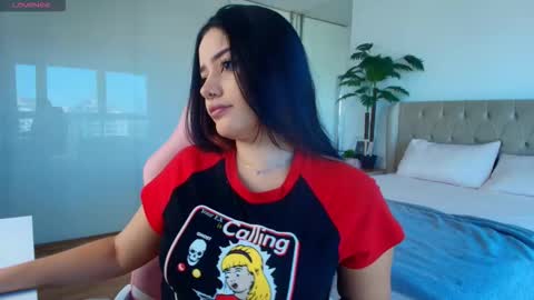 Elezabeth online show from 25, 3, 2026