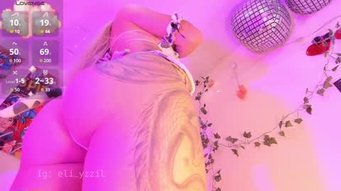 Snapshot of elizabeth_jing chatting on 9, 1, 2025    Independent Model online show from 9, 1, 2025