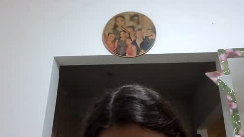 Elizabeth Martinez  online show from 18, 1, 2025