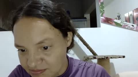 Elizabeth Martinez  online show from 25, 2, 2025