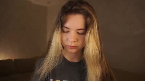 Elizabeth online show from 29, 9, 2025