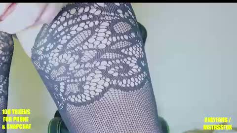 Snapshot of elizabethfox chatting on 12, 6, 2026 elizabethfox online show from 12, 6, 2026