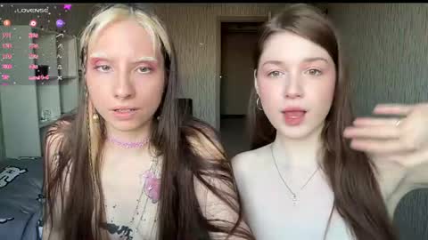 elizabethh_brown online show from 1, 7, 2026