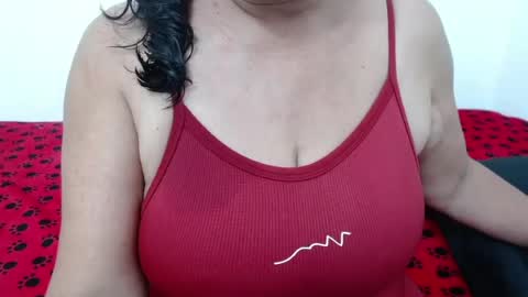 ElizabethMiler online show from 4, 7, 2026