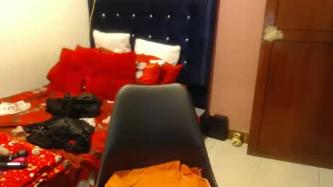 Elizabeth online show from 14, 2, 2025