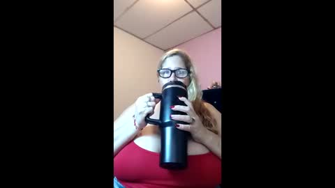 Elizabeth online show from 15, 4, 2026