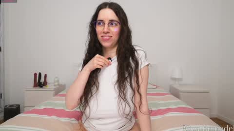 Eliza  online show from 15, 1, 2025