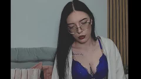 Snapshot of ella_chloe chatting on 7, 2, 2026 Chloe online show from 7, 2, 2026