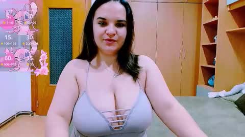 Ella  online show from 20, 10, 2025