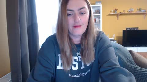 Snapshot of ella_max_live chatting on 28, 1, 2025 Ella  Max online show from 28, 1, 2025